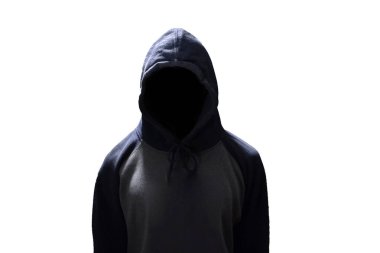 Hacker üzerinde izole beyaz arka plan ayakta. İnsan güvenliği güvenlik bilgisayar teknoloji kavramı içinde anonim. Anonim