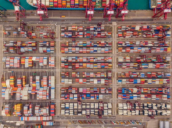 Aerial top view of container cargo ship in the export and import — Stock Photo, Image