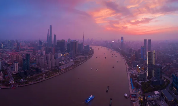 Вид с воздуха на небоскребы и высотные офисные здания в Шань — стоковое фото