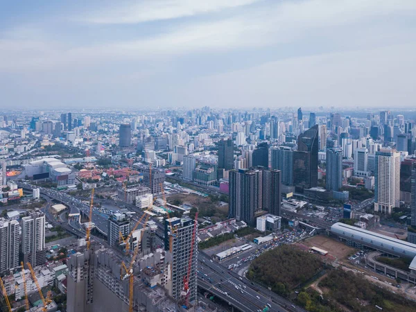 Rama 9 karayolunun havadan görünümü, Yeni Cbd, Bangkok Downtown, Tayland. — Stok fotoğraf