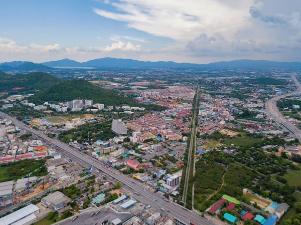 Luftaufnahme der Stadt Pattaya, Chonburi, Thailand. Touristenstadt in — Stockfoto