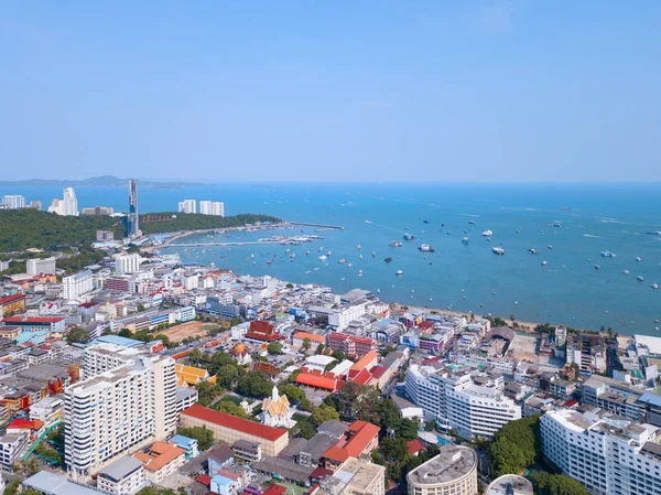 Pattaya deniz, plaj ve şehir ile teknelerin havadan görünümü — Stok fotoğraf