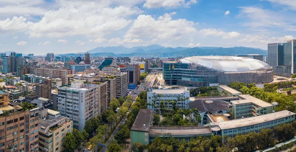 Luftaufnahme von Taipeh Innenstadt, Taiwan. Finanzbezirk und b — Stockfoto