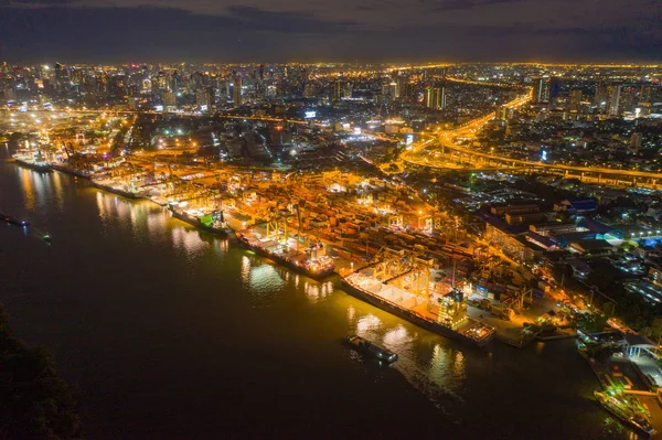 Vista aérea de portacontenedores buque de carga en la exportación, importación busine — Foto de Stock