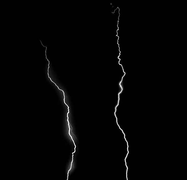 デザイン elem のための黒の背景に分離現実的な雷 — ストック写真