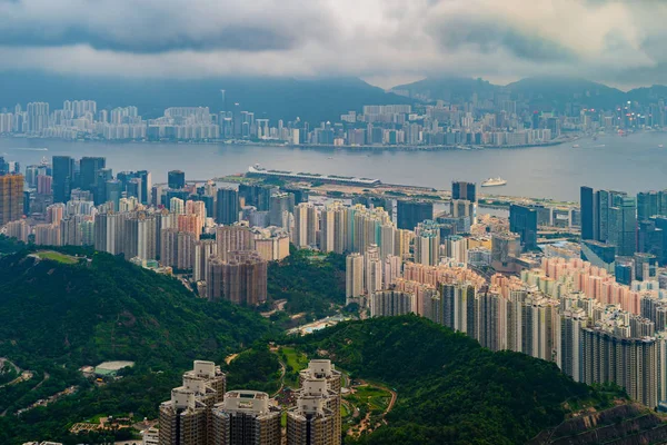 Aerial top view of Hong Kong Downtown, republic of china. Financ — Stock Photo, Image