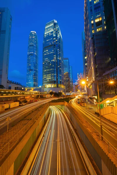 Шосе вулиці або дороги в Гонконзі, центрі міста. Фінансовий округ — стокове фото