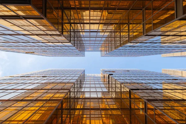 Golden building. Windows glass of modern office skyscrapers in t — Stock Photo, Image