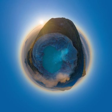 Küçük gezegen 360 derece küre. Kawa'nın Havadan Görünümü Panoraması