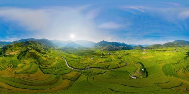 360 panorama 180 derece açılı, dikişsiz vatka manzaralı.