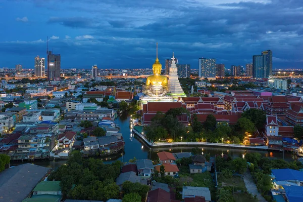 Widok Powietrza Gigantycznego Złotego Buddy Wat Paknam Phasi Charoen Temple — Zdjęcie stockowe