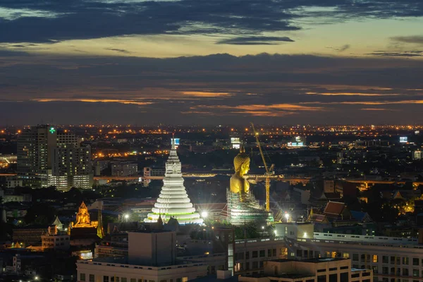 Gigantyczny Złoty Budda Wat Paknam Phasi Charoen Rozciągacz Phasi Charoen — Zdjęcie stockowe