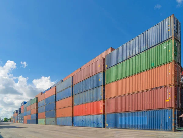 Stack Färgglada Container Lastfartyg Export Och Import Företag Och Logistik — Stockfoto