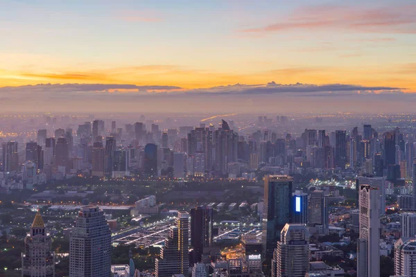 Повітряний Вид Бангкок Центрі Скайлайн Туманом Таїланд Фінансові Районні Ділові — стокове фото