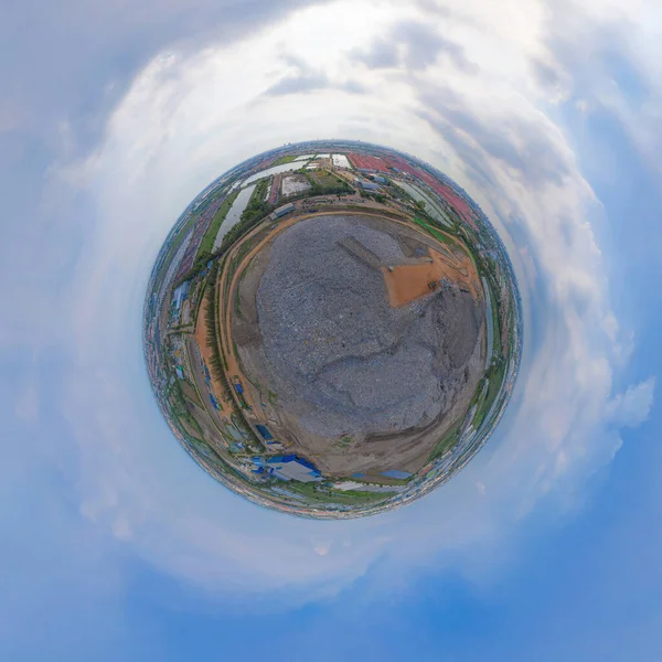 Pequeño Planeta Esfera 360 Grados Panorama Vista Aérea Pila Gran —  Fotos de Stock