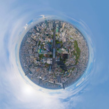 Küçük gezegen 360 derece küre. Bangkok Şehir Merkezi Skyline 'ın hava manzaralı manzarası. Tayland. Asya 'nın akıllı kentsel şehrinin finans bölgesi. Gün batımında gökdelen ve binalar.