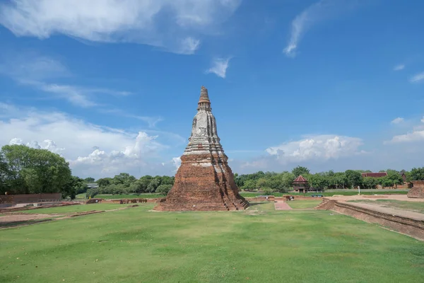 Παλιά Ερείπια Ενός Ναού Στην Επαρχία Phra Nakhon Ayutthaya Κοντά — Φωτογραφία Αρχείου