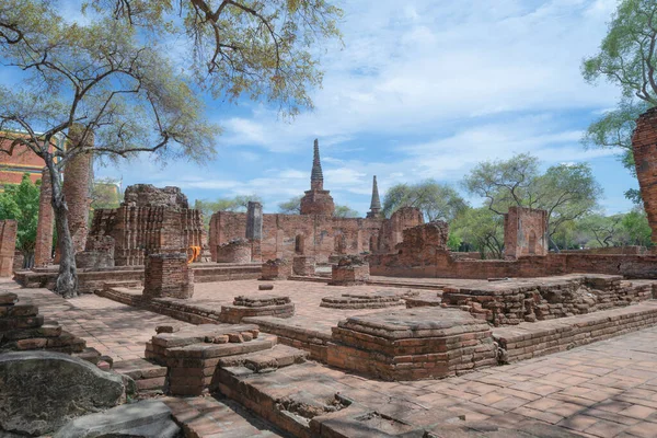 Tayland Bangkok Yakınlarındaki Phra Nakhon Ayutthaya Ilindeki Eski Bir Tapınağın — Stok fotoğraf