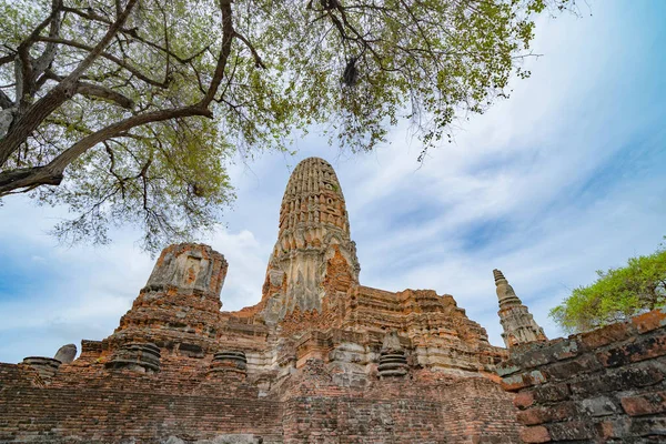 Παλιά Ερείπια Ενός Ναού Στην Επαρχία Phra Nakhon Ayutthaya Κοντά — Φωτογραφία Αρχείου