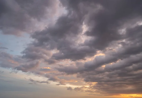 Fondo Abstracto Naturaleza Dramático Cielo Azul Con Nubes Color Naranja — Foto de Stock