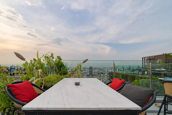 Sky Bar Restaurant Cafe Lounge Terrace Dinner Table Rooftop Hotel — Stock Photo, Image