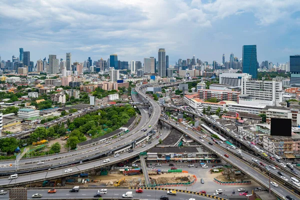 Повітряний Вид Зайнятих Автомобілів Затором Годину Пік Автостраді Мосту Бангкок — стокове фото
