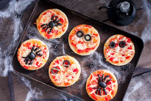 Mini Pizza Halloween Spiders Mummy Spider Web Horizontal — Stock Photo, Image