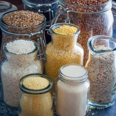 Soğuk tahıllar çeşitli, çocuklar ek yük için hızlı kahvaltı vurdu