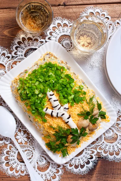 Salat Mit Komposition Form Von Birke Auf Dem Tisch Ansicht — Stockfoto