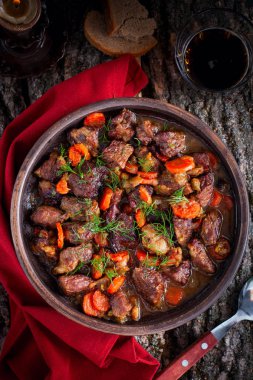 İrlanda sığır eti, geleneksel kızartma, üstten görünüm seçici odak