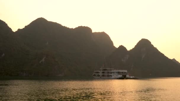 Cruise Boat Long Bay Sunset Cat National Park North East — Stockvideo