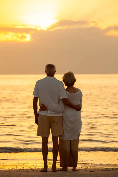 Senior Man Woman Couple Embracing Sunset Sunrise Deserted Tropical Beach — Stock Photo, Image