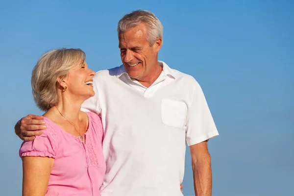 Happy Senior Man Woman Couple Walking Laughing Embracing Vacation Bright — Stock Photo, Image