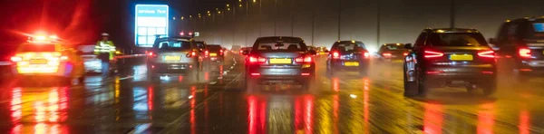 Panoramic Web Banner Motion Blurred Photograph Traffic Night Rain British — Stock Photo, Image