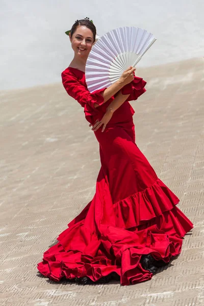 Vrouw Spaanse flamenco danser — Stockfoto