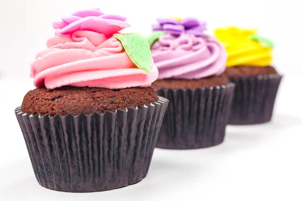 Renkli Krema veya Frosting ile Cupcakes — Stok fotoğraf