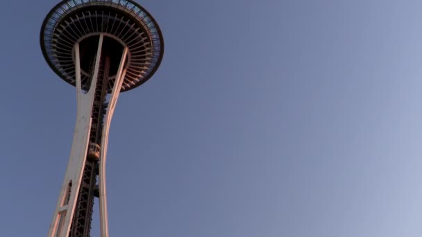 Tilt Space Needle Seattle Washington Usa Ιουλίου 2019 Βραδινό Βίντεο — Αρχείο Βίντεο