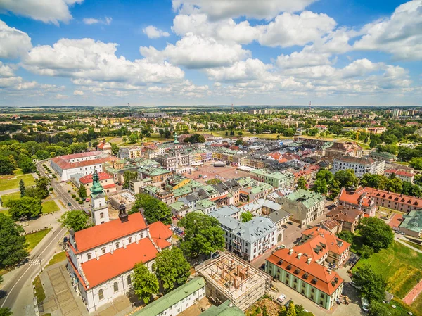 Zamosc 从空中的旧城市 一个城市景观与可见的市场和市政厅 从鸟瞰图中擦亮风景 Zamosc 历史古城 — 图库照片