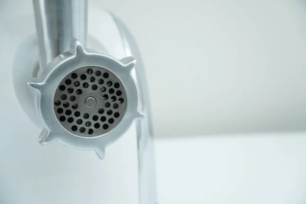 Meat grinder in modern kitchen. Close up — Stock Photo, Image