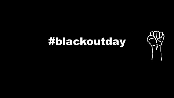 黑灯瞎火的一天在黑色背景上的动画标签。断电了结束种族主义。制止种族主义 — 图库视频影像