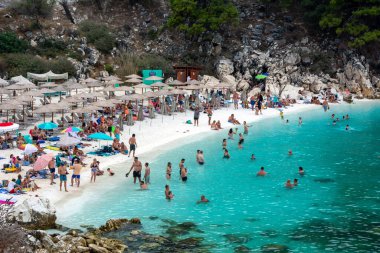 17 Eylül 2025 - Thassos, Yunanistan. Yunan adasındaki mermer plaj Thassos 