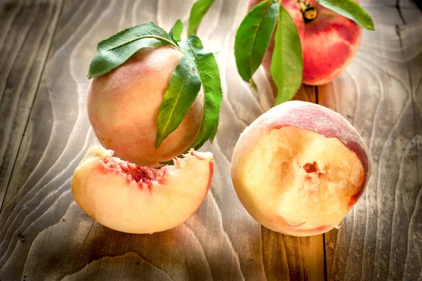Juicy Delicious Organic Peach Healthy Food Healthy Eating — Stock Photo, Image