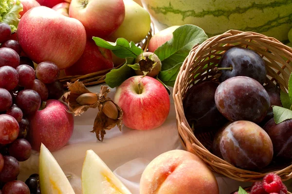 Alimentos Saudáveis Frutas Orgânicas Frescas Mesa — Fotografia de Stock
