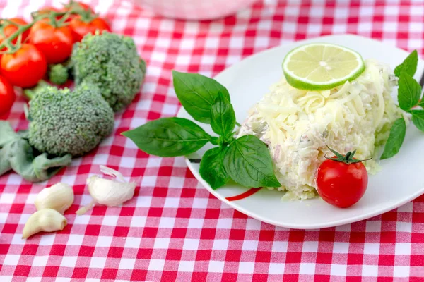 Zelfgemaakte Voorgerecht Koud Voorgerecht Heerlijke Maaltijd Mimosa Salade — Stockfoto