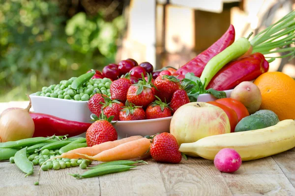 Hälsosam Kost Hälsosam Mat Vegetarisk Mat Ekologisk Frukt Och Grönsaker — Stockfoto