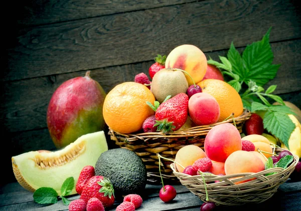 Aliments Végétariens Fruits Frais Biologiques Dans Une Alimentation Saine — Photo