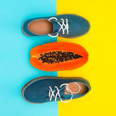 Şık kot ayakkabılar. Yaz düz yatıyordu bak