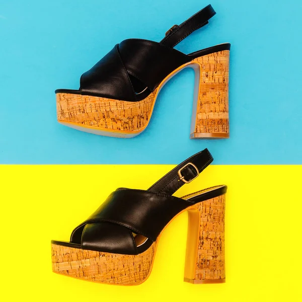 Tacco Delle Scarpe Sandali Signora Look Estivo — Foto Stock