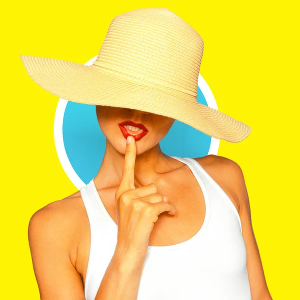 Chic Secret Lady Tendencia Moda Playa Colorido Tiempo Vacaciones —  Fotos de Stock