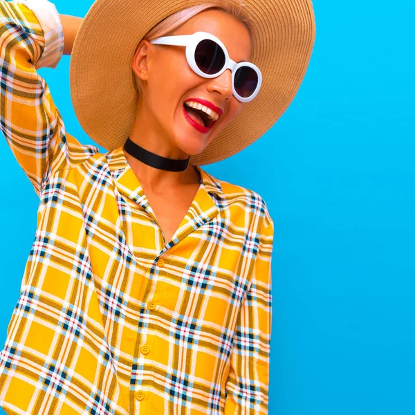 Happy Girl Straw Hat Checkered Shirt Fashion Country Style Stylish — Stock Photo, Image